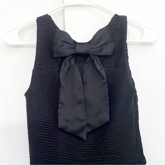 Candie's Dresses & Skirts - CANDIES all over mitred tiny pleats bow back sleeveless little black dress S